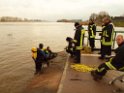 Bergung PKW im Rhein Hitdorfer Fähre P189659